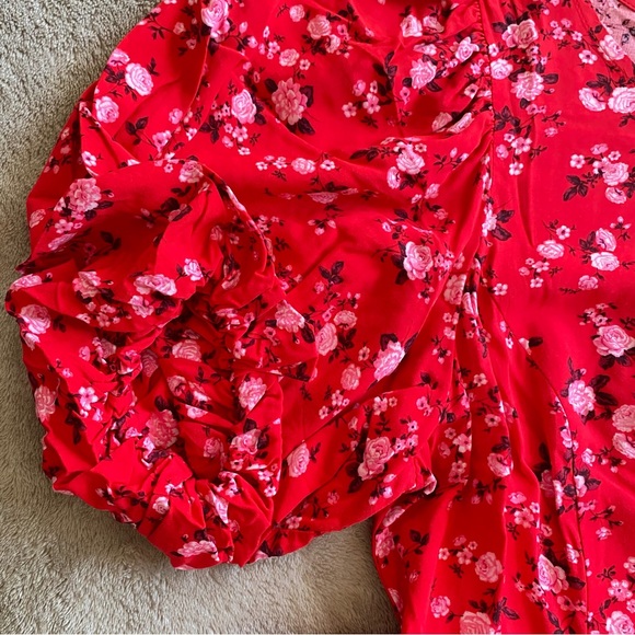 Red Maxi dress. Old navy Summer dress. Size M. Floral. Puff sleeves. - Picture 9 of 16